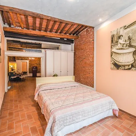 Affittacamere Micheli Anfiteatro Square 3*