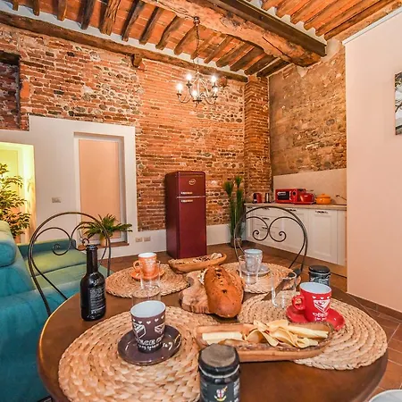 Micheli Anfiteatro Square Affittacamere 3*